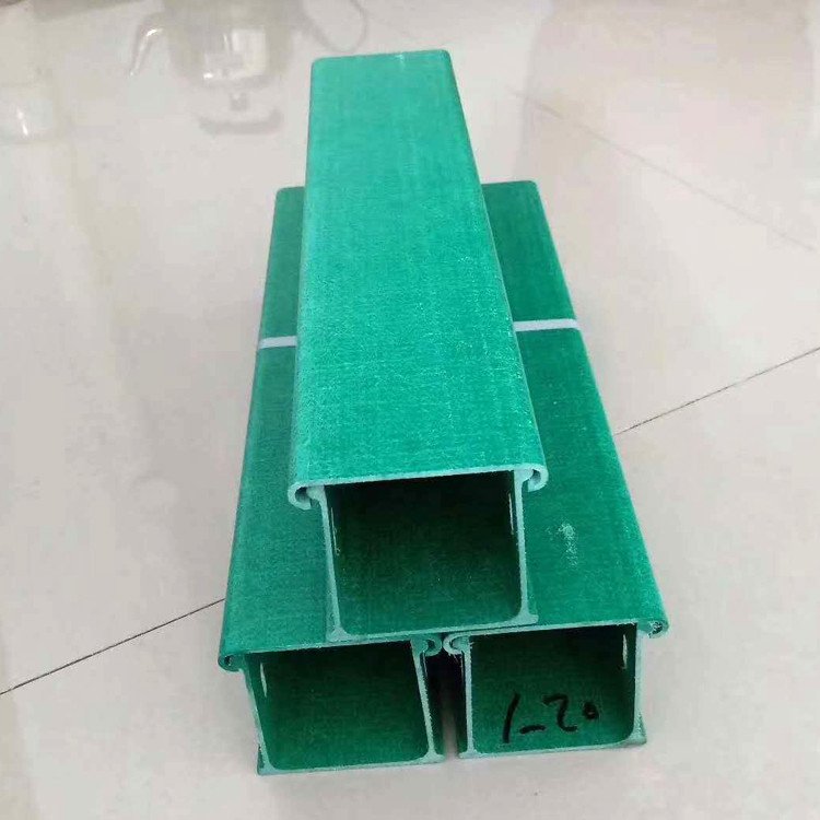 來賓市槽式梯式防腐玻璃鋼電纜橋架生產(chǎn)廠家批發(fā)價現(xiàn)貨