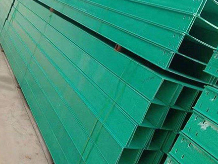 250*200玻璃鋼電纜橋架多少錢一米？