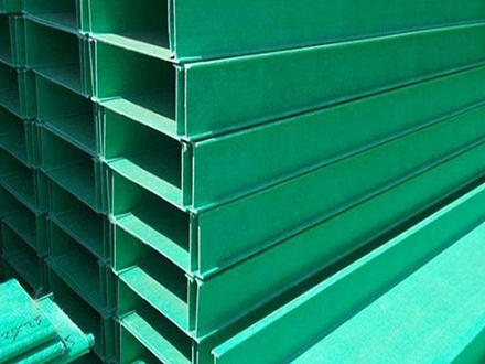 300*100玻璃鋼電纜橋架多少錢一米？