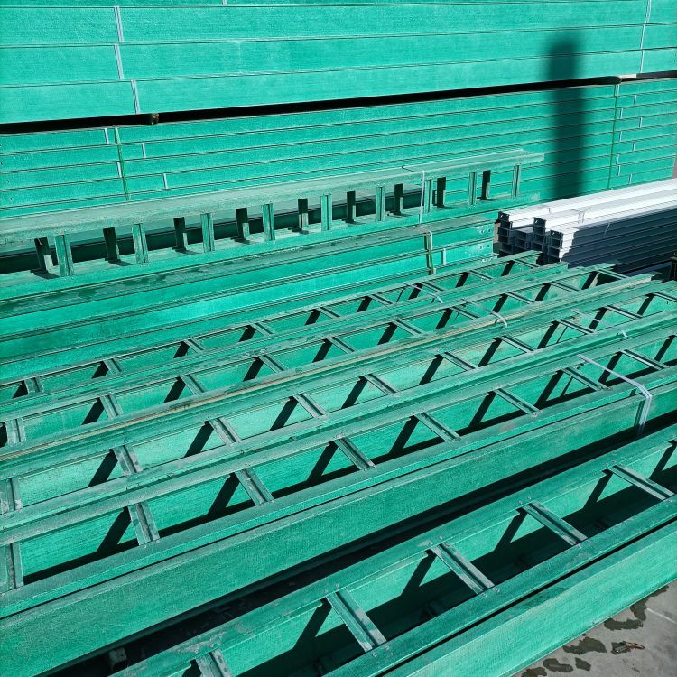 玻璃鋼電纜橋架有哪些性能？